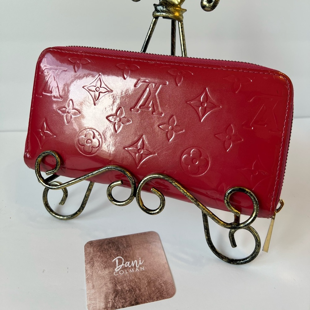 Vernis zippy wallet
